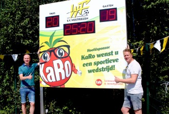 KARO VERLENGD SPONSOROVEREENKOMST S.V. WESTFRIEZEN MET EEN SCOREBORD