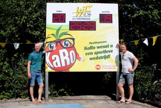 KARO VERLENGD SPONSOROVEREENKOMST S.V. WESTFRIEZEN MET EEN SCOREBORD