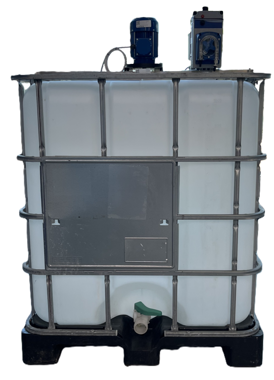 tank 1000L+roermenger en zuigvoorziening