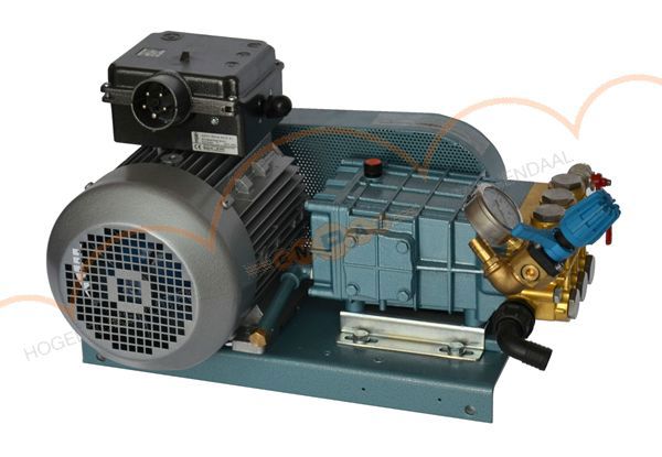 plunjerpomp met elektromotor 36L-50bar