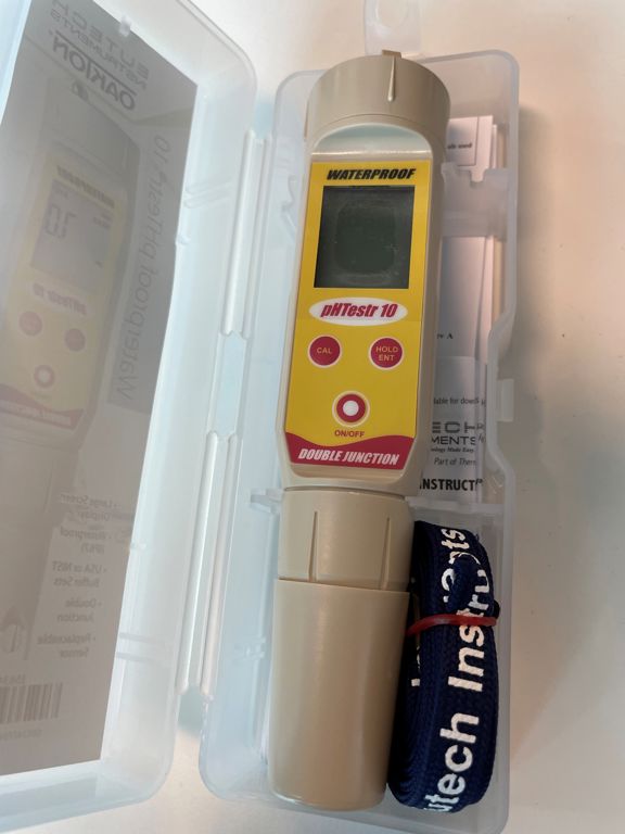 pH-tester 10 waterproof beige