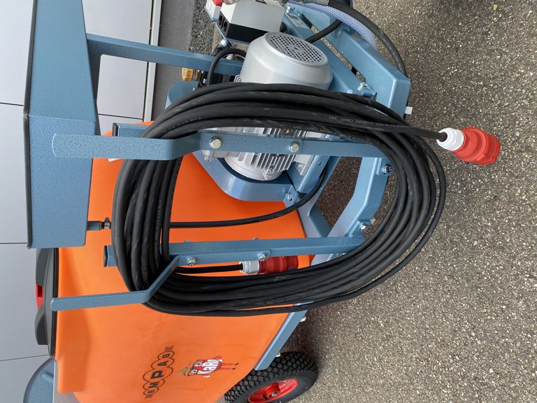 kabelhaak gemonteerd