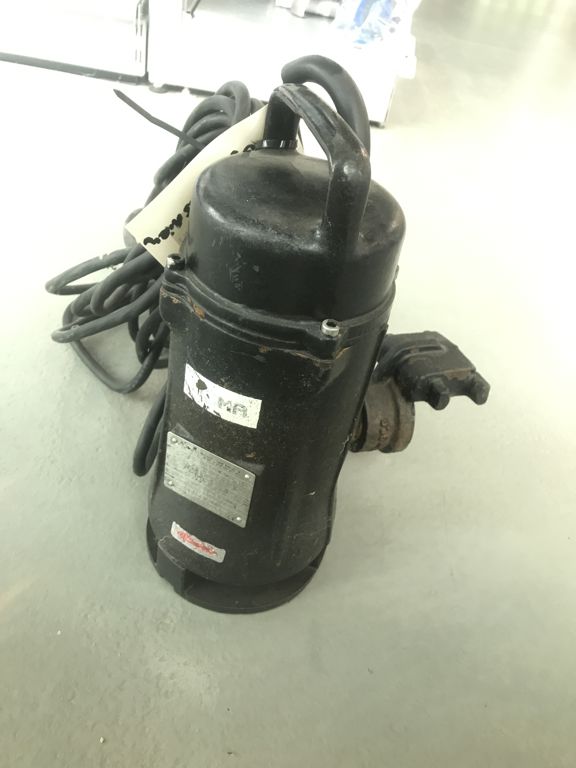 dompelpomp TP28V112D 0,9kW 400V 2,2A