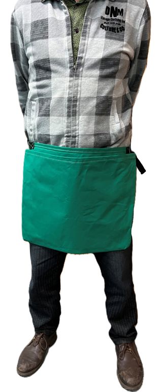 kwaadzak/schort met riem, groen