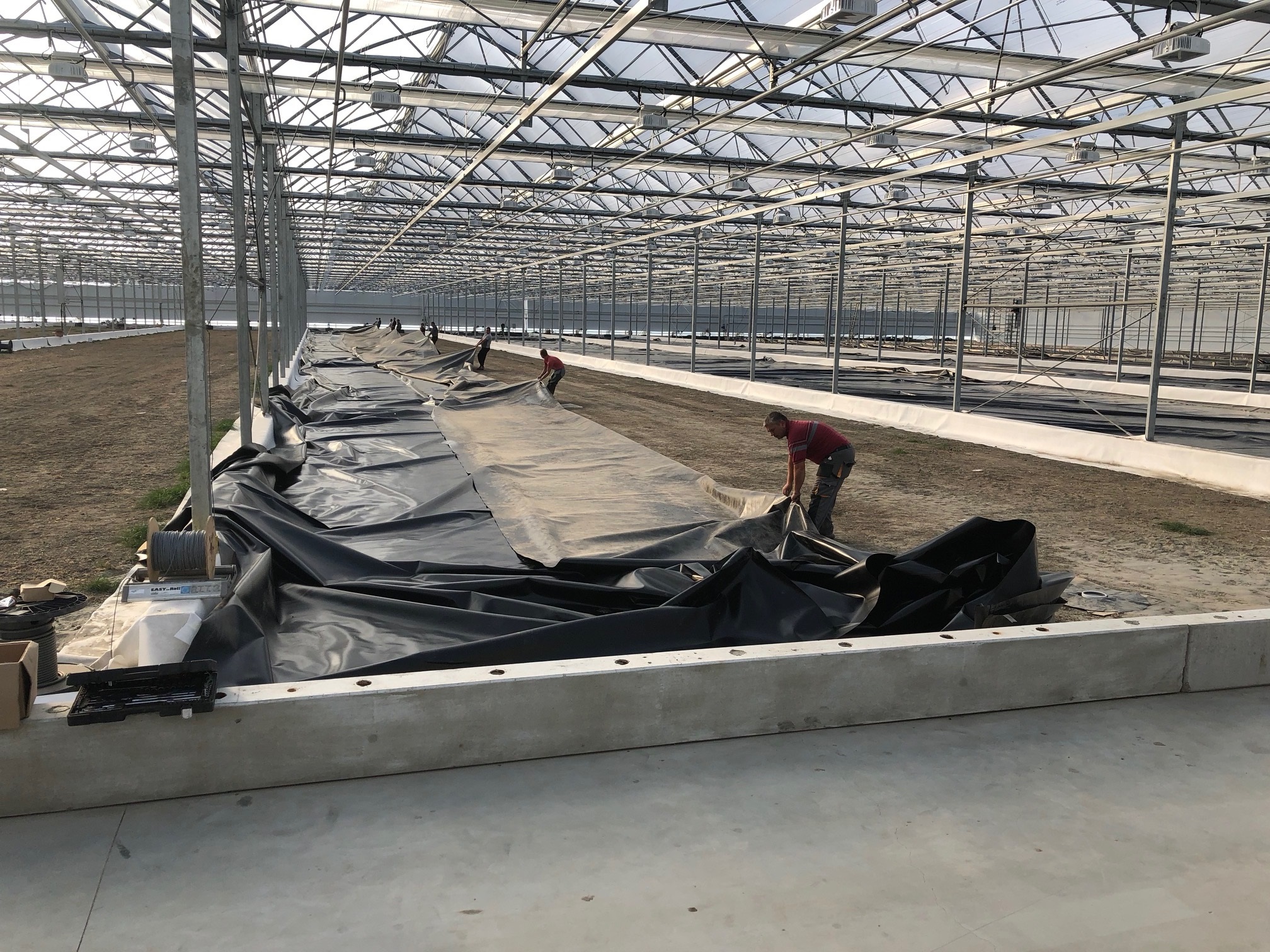 Waterbassin voor teelt in de kassen - B-four Hydrogrow